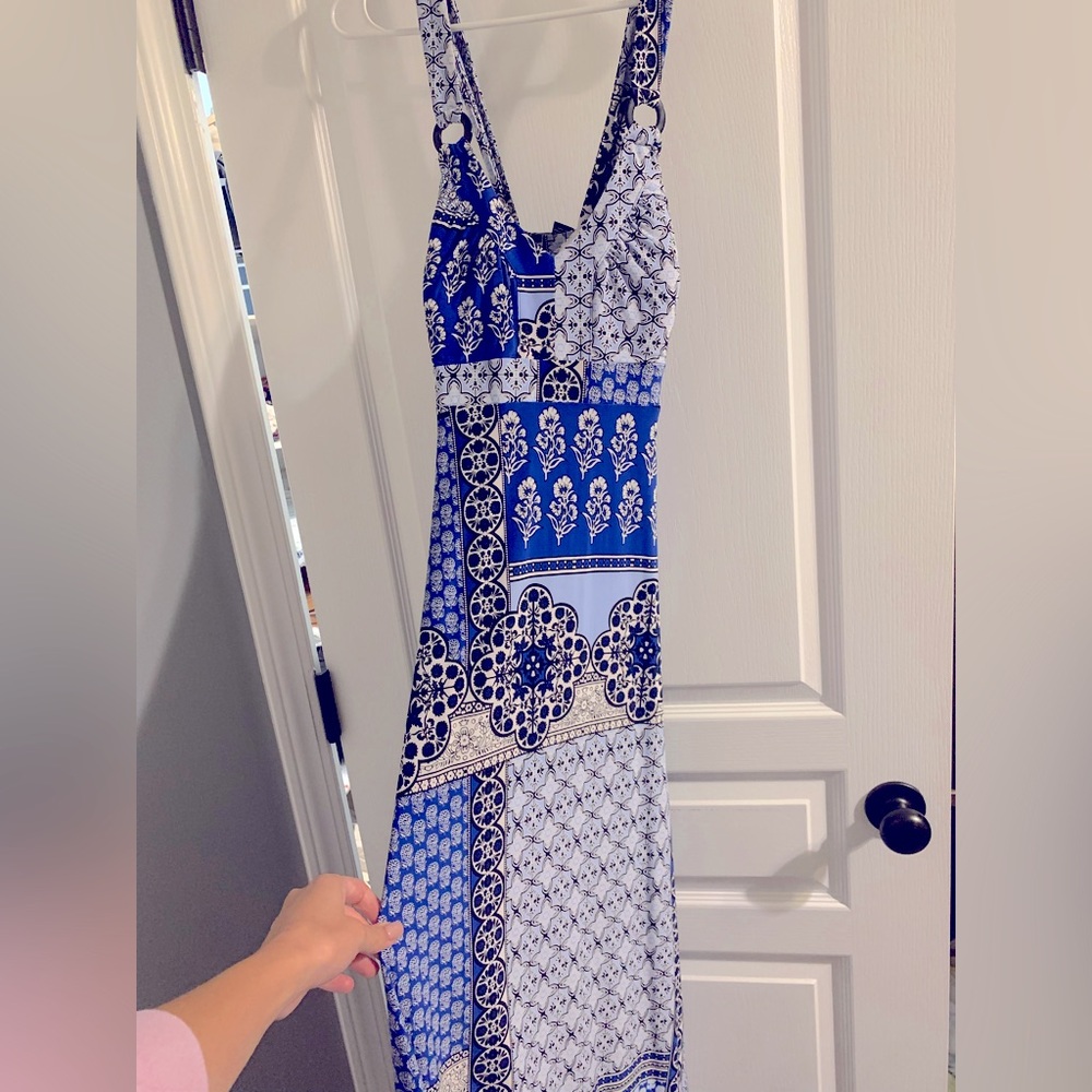 Women’s ankle length dress from Nordstrom.  Worn once. Impossibly soft/stretchy